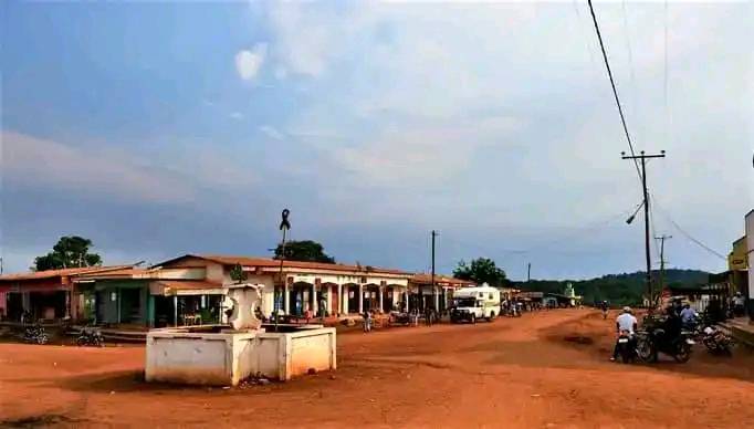 OVNI et infrastructures électriques, vers une convergence mystérieuse. Le cas de Moloundou (Cameroun)