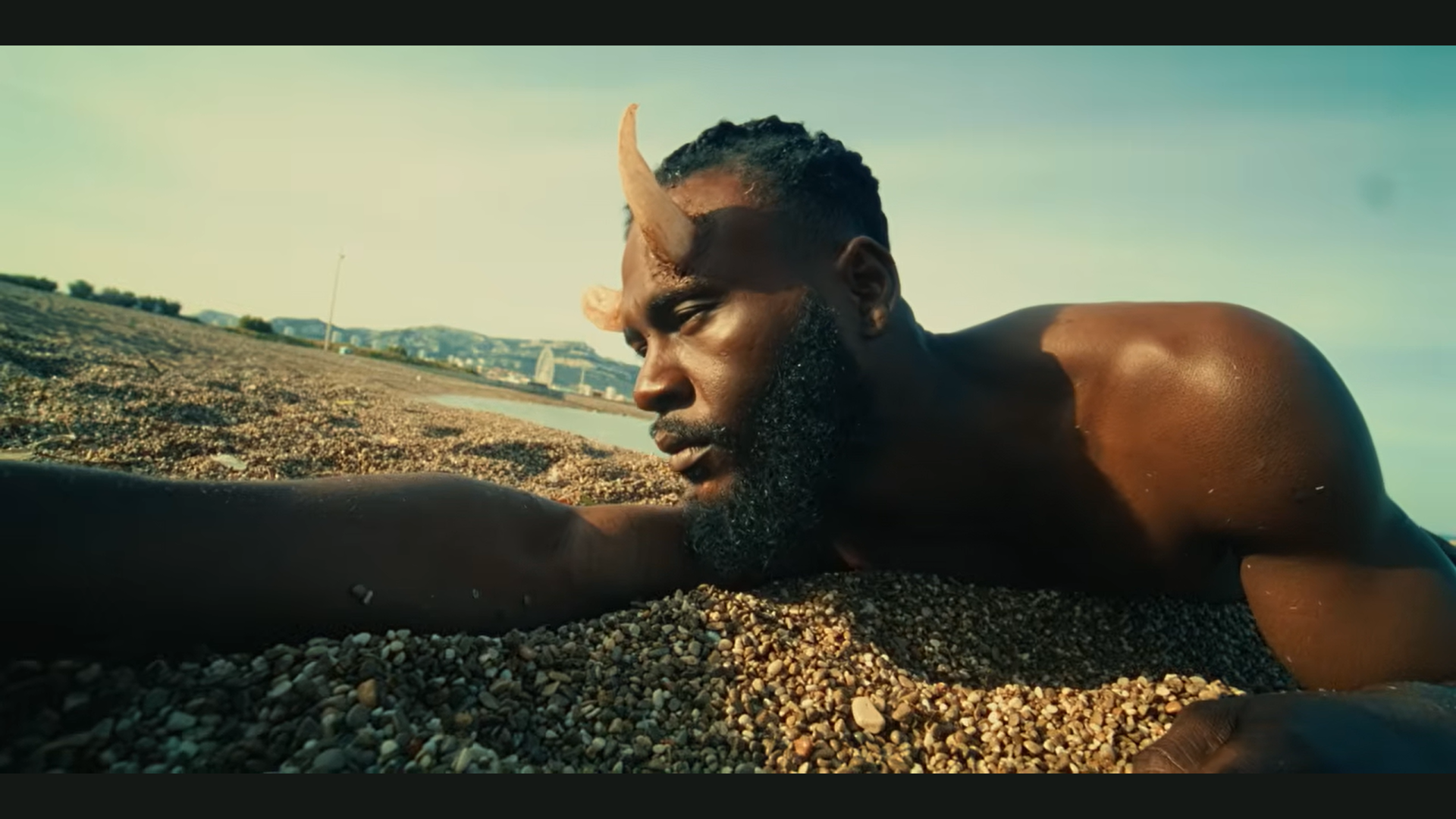 &lsquo;Espoir&rsquo; by Myster Ezin: a gem of African Fantasy